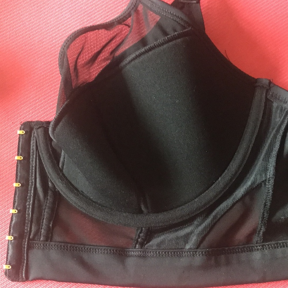 Bikini top No tags never worn. Sexy and supportive. Halter strap tie behind neck - Picture 9 of 11